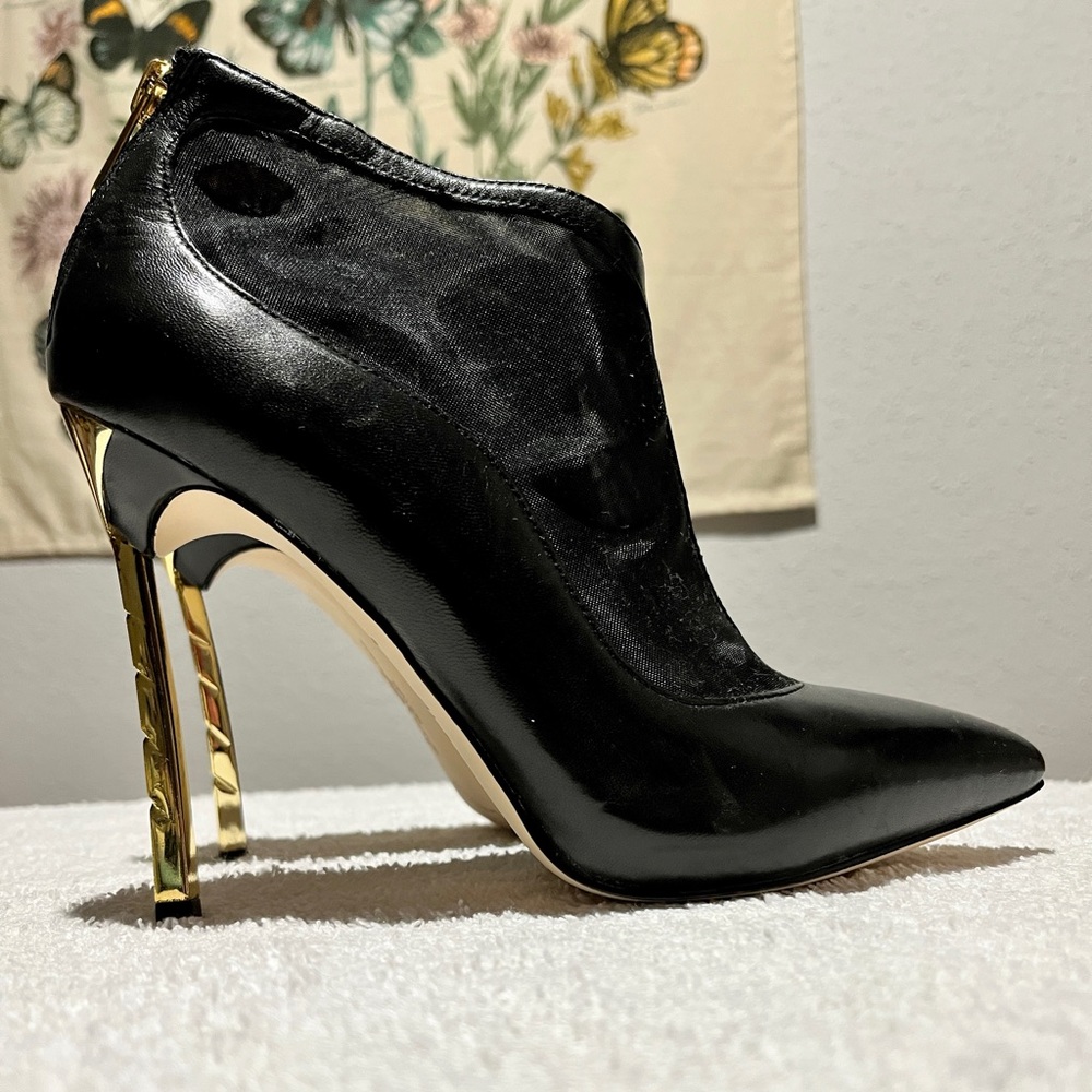 💥Sam Edelman size 6 gold heel stilettos, mesh, leather, Black FABULOUS 💥